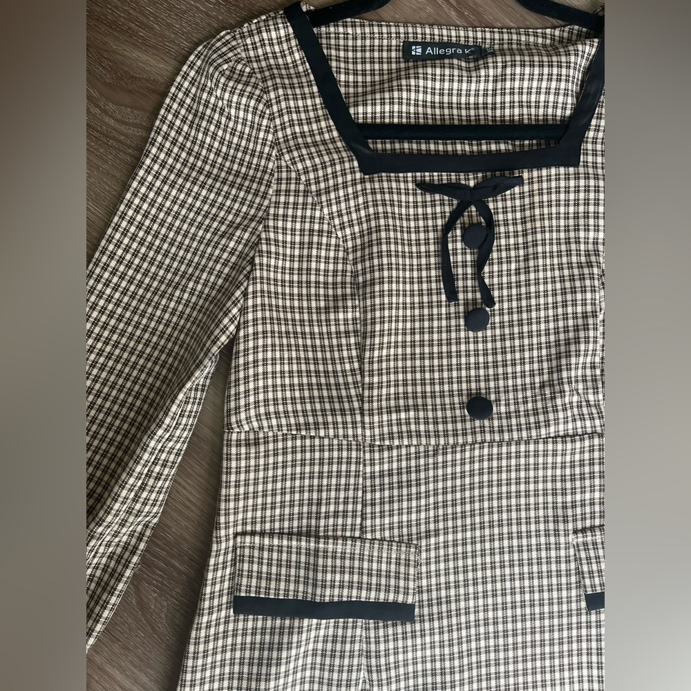 Cute long sleeve dress